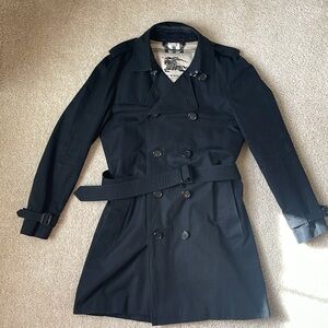 Burberry The Wiltshire Short Trench Coat